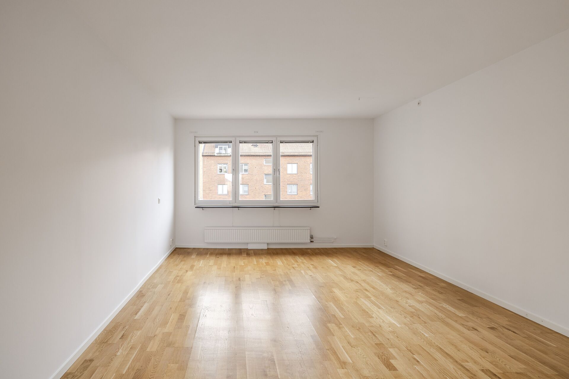 Västra Åsgatan 5, Eskilstuna – bild 1