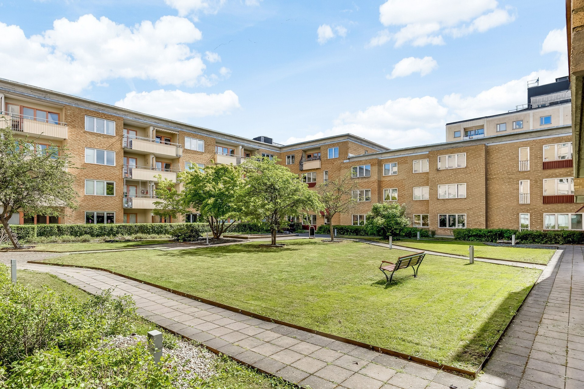Nyforsgatan 24 a, Eskilstuna – bild 1